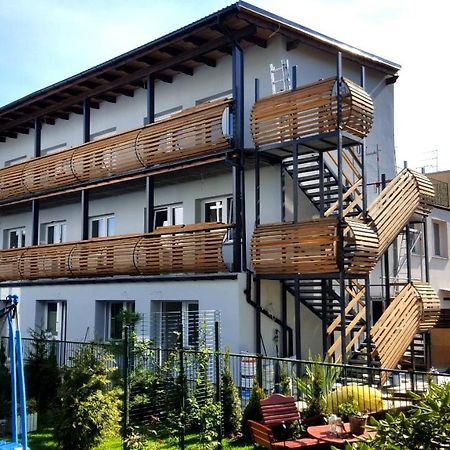 Roza Wiatrow Dom Wypoczynkowy Kolobrzeg Dış mekan fotoğraf